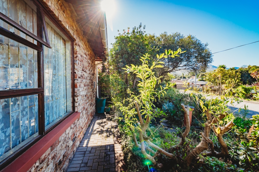2 Bedroom Property for Sale in Denneoord Western Cape